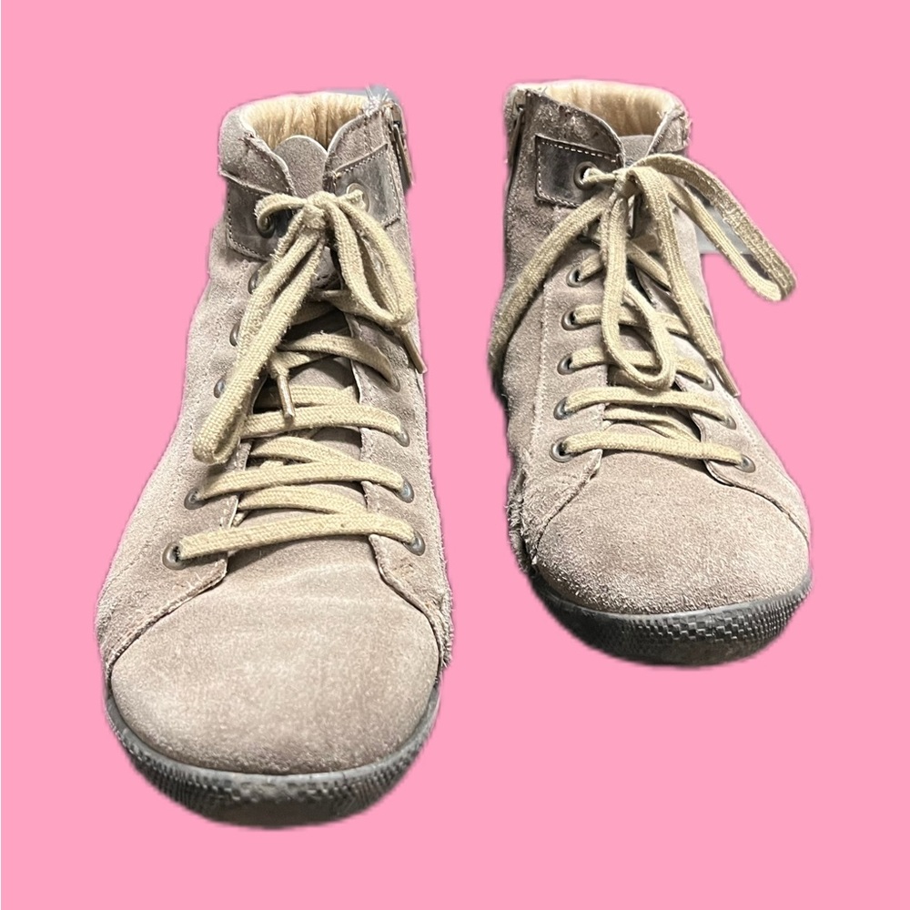 Grisport Suede Ankle Boots - Size EU 41 (US Women's 10-10.5). Taupe color.